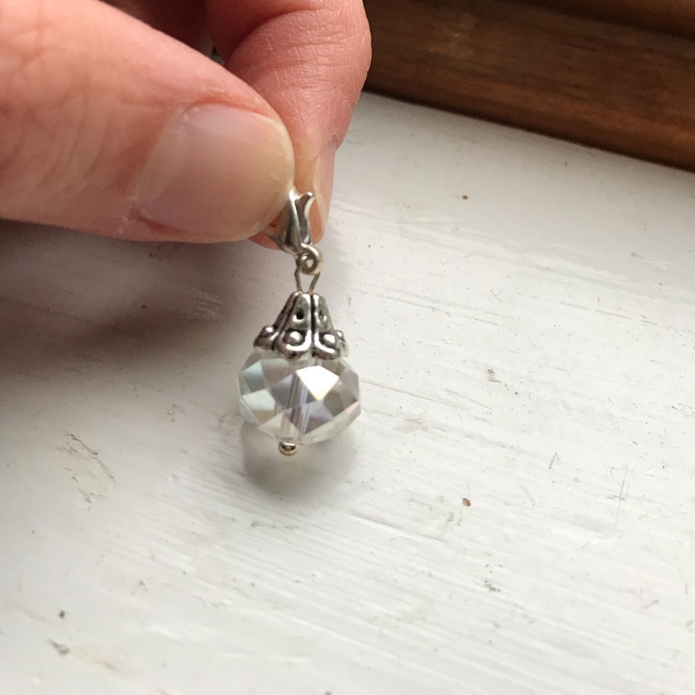 clear crystal dangle